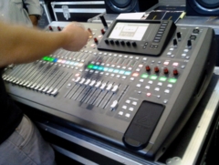 Behringer X-32 Italian debut